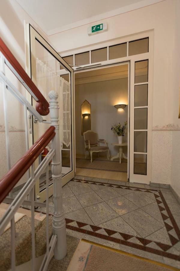Hotel Burghof Εξωτερικό φωτογραφία