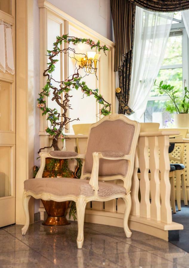 Hotel Burghof Εξωτερικό φωτογραφία